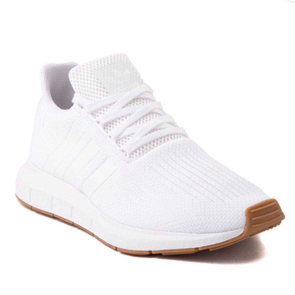 NEW Adidas Swift run